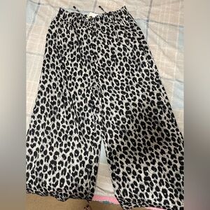 HALARA Black & White Leopard Wide Leg Pull-On Pants